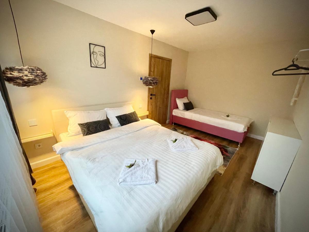 Best Place To Stay-Self Check In-24H Resita Buitenkant foto